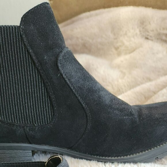 NATURAL REFLECTIONS - Picture 2 of 3